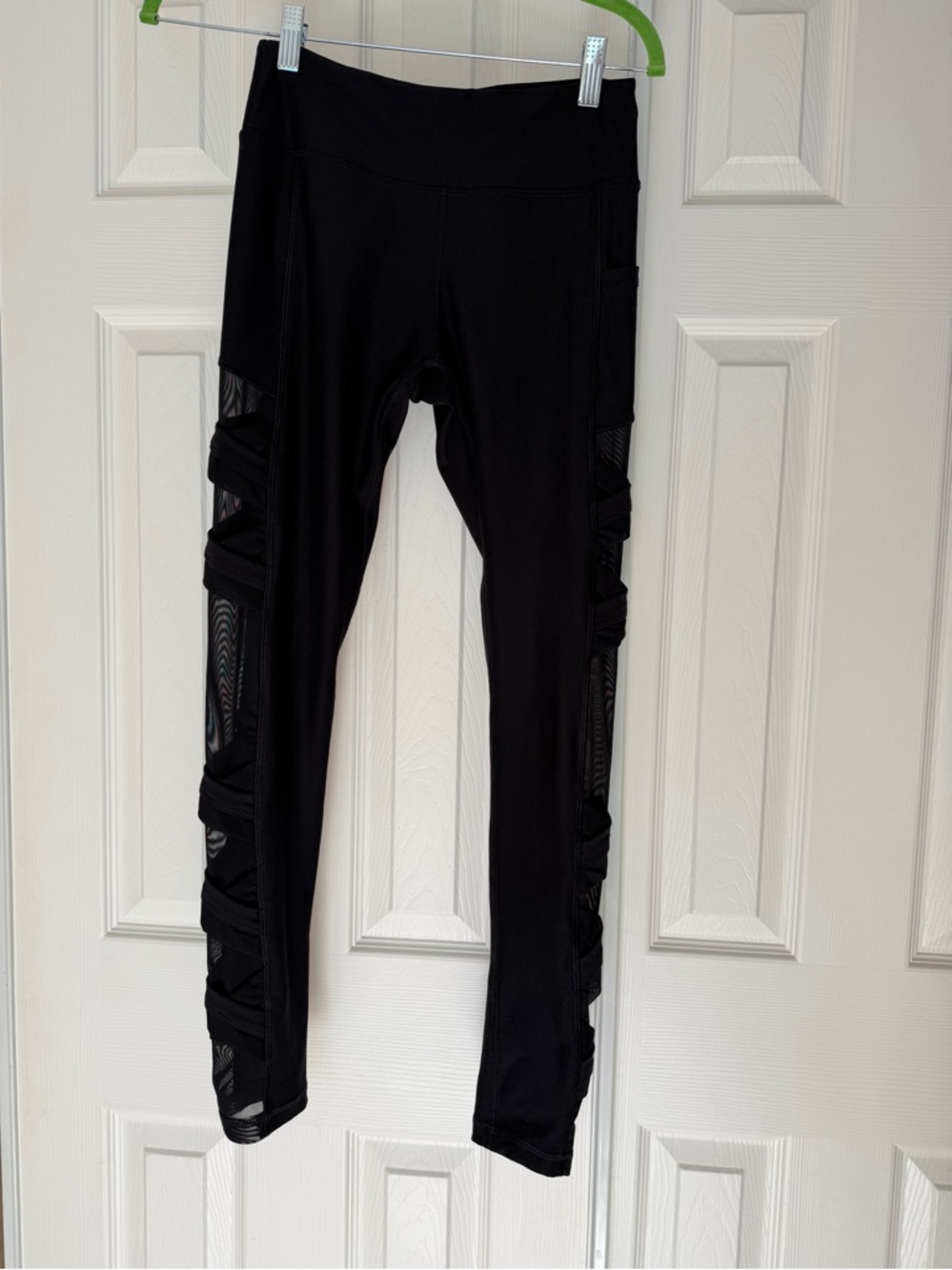 4/$25 GOTTEX Black Mesh Ladder Side Leggings W/ Left Side Pocket Size Womens XS